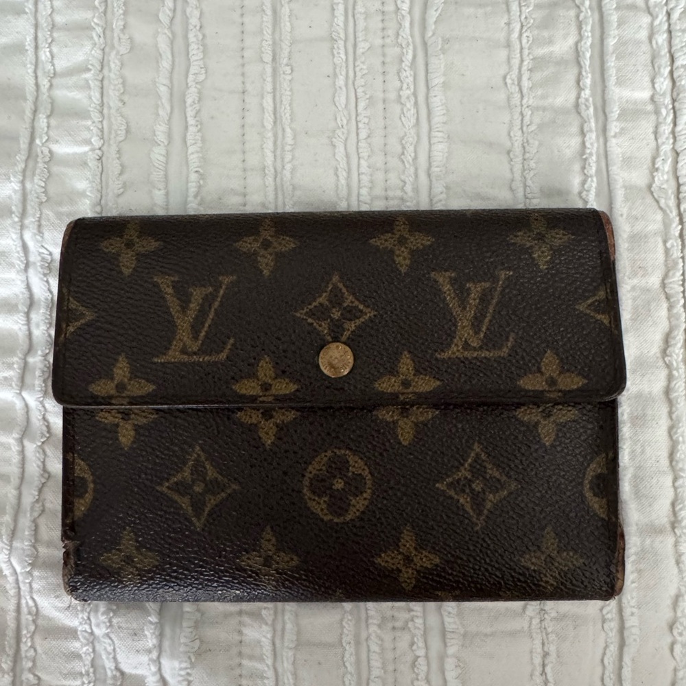 Louis Vuitton Brown Textured Leather Piece